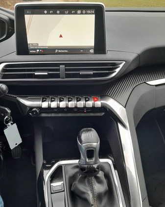 Peugeot 5008 cena 64800 przebieg: 96832, rok produkcji 2017 z Miłakowo małe 562